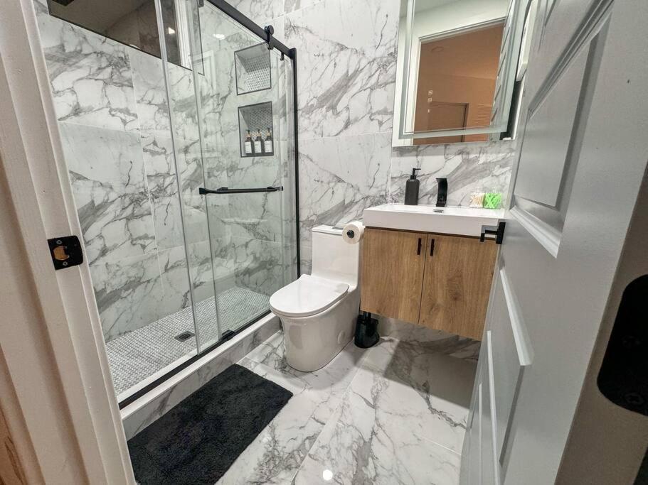 The London Apartment Philadelphia Bagian luar foto